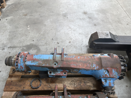 Componente punți, butuci, fuzete și diferențiale - Carcasă punte ZF 4472 019 059 - Liebherr, Caterpillar