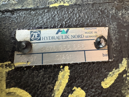Casetă servodirecție ZF 8476 955 665 - Liebherr 541 [3]