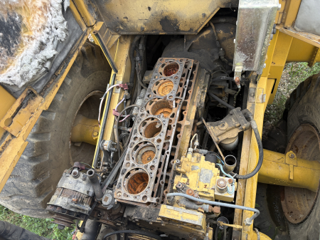 Caterpillar 960F cu motor Cat 3306 - Dezmembrări [3]