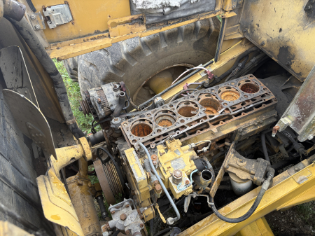 Caterpillar 960F cu motor Cat 3306 - Dezmembrări [2]
