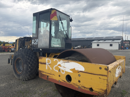 Cilindri Compactori - Caterpillar CS583D cu motor Cat 3056E - Dezmembrări.