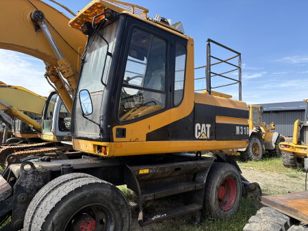 Caterpillar M318 cu motor Cat 3056E - Dezmembrări [1]