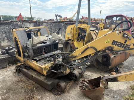 Mini-Excavatoare - Caterpillar Maia cu motor C4.4 - Dezmembrări.