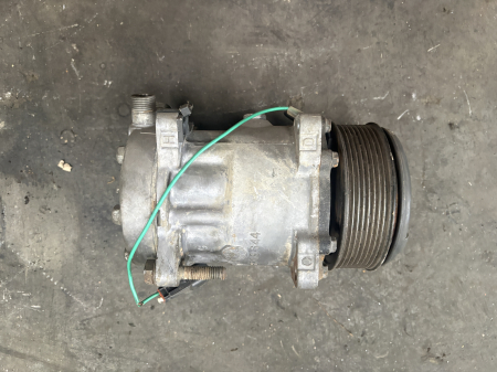 Compresor - Compresor de aer condiționat B709S44 - MAN TGL