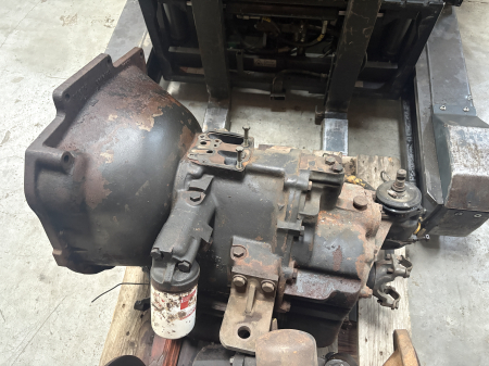 Piese Utilaje - Cutie de viteze Caterpillar 9E-7681 - Caterpillar 428, 438