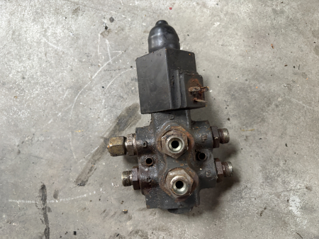 Piese Utilaje - Distribuitor hidraulic - 1 secție - Peljob 246