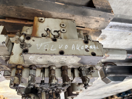 Distribuitor hidraulic 936-36275 30301 - Volvo Akerman EC230 [2]