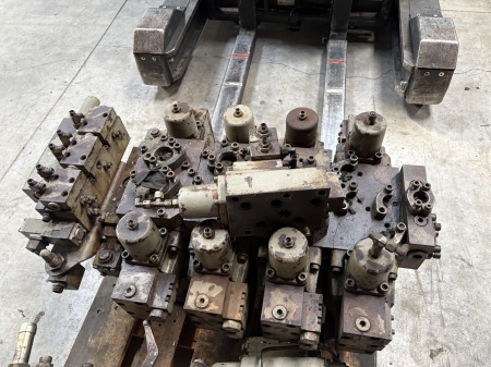 Distribuitoare hidraulice - Distribuitor hidraulic 936-36275 30301 - Volvo Akerman EC230