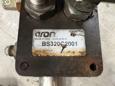 Distribuitor hidraulic Aron AD3E04C - 1 secție [2]