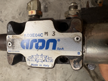 Distribuitor hidraulic Aron AD3E04C - 1 secție [1]