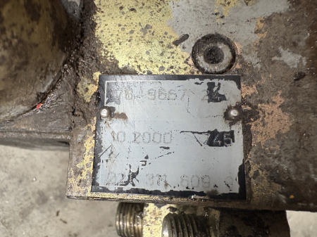 Distribuitor hidraulic Caterpillar 176-9667 - Caterpillar 924G [1]