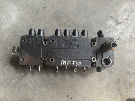 Hidraulică - Distribuitor hidraulic David Brown Hydraulics 161B0004 - 6 secții - Massey Ferguson MF750