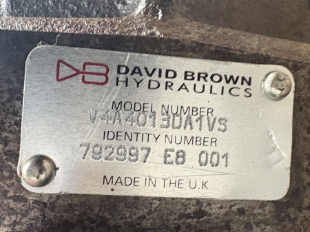 Distribuitor hidraulic David Brown Hydraulics V4A4013DA1VS [1]