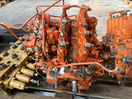 Distribuitor hidraulic Kayaba (KYB) C0170-51008 [2]