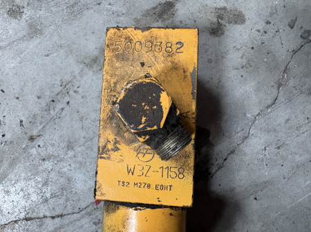 Distribuitor hidraulic Liebherr 5009382 - 1 secție [1]