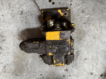 Piese Utilaje - Distribuitor hidraulic Mannesmann Rexroth 4WE 6 D53 - 1 secție