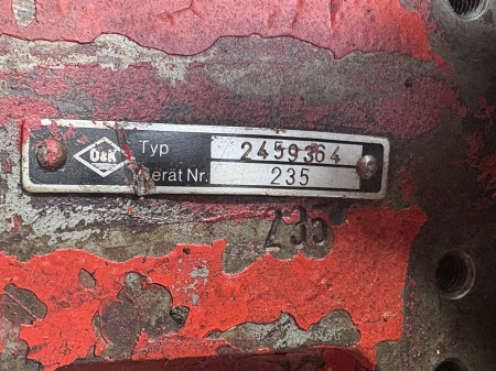 Distribuitor hidraulic O&K 2459364 - 6 secțiuni - O&K [3]