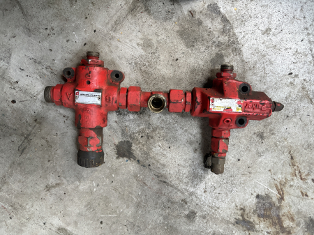 Piese Utilaje - Distribuitor hidraulic Parker / Bucher Klettgau VPR10B239 / MTKAVCX-2M08 - 2 secțiuni