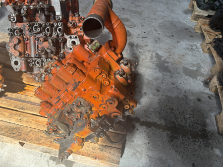 Distribuitor hidraulic Shibaura DX28-61 [1]