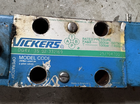 Distribuitor hidraulic Vickers DG4V 3S 02-332169 [1]