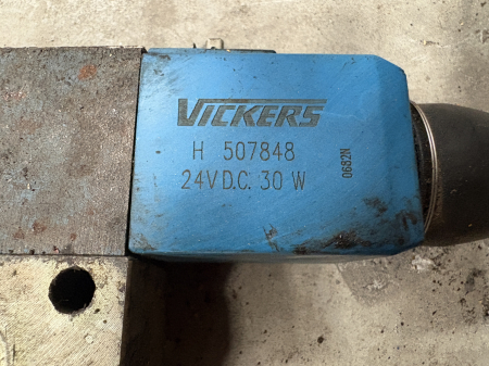 Distribuitor hidraulic Vickers H 507848 - Electro-hidraulic [1]