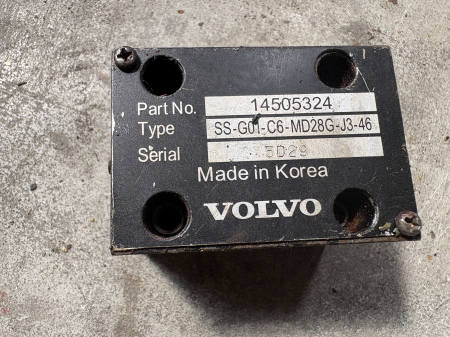 Distribuitor hidraulic Volvo 14505324 / SS-G01-C6-MD28G-J3-46 [1]