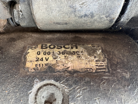 Electromotor cu 9 dinți Bosch 0 001 369 304 - Volvo E240 [2]