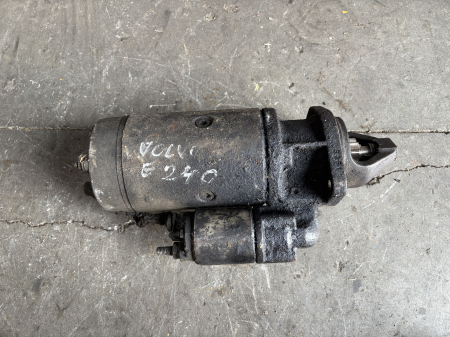 Piese Utilaje - Electromotor cu 9 dinți Bosch 0 001 369 304 - Volvo E240