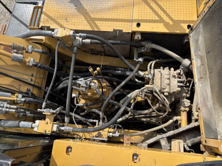 Excavator pe șenile CAT 336E L (motor Caterpillar C9.3 236 kW) – Dezmembrări [6]