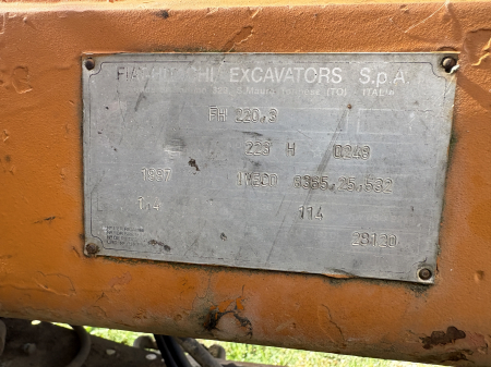 Fiat-Hitachi FH 220.3 cu motor Isuzu 6BG1T - Dezmembrări [4]
