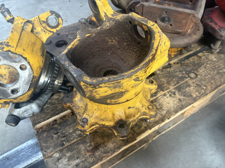 Componente punți, butuci, fuzete și diferențiale - Fuzetă Carraro 11156