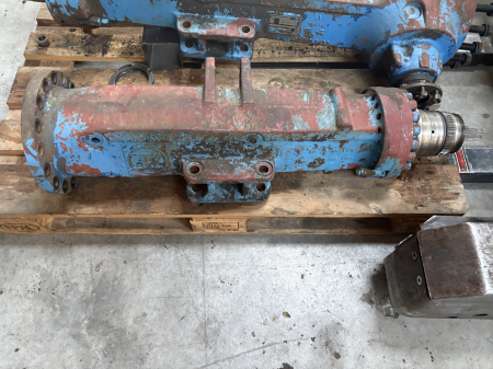 Componente punți, butuci, fuzete și diferențiale - Fuzetă ZF 4472 419 053