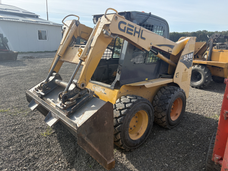 Gehl 5240 cu motor Deutz TD 2009 L 04 - Dezmembrări [1]