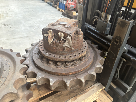 Piese Utilaje - Hidromotor de marș Volvo GFARTRACKMOTOR