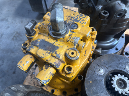 Hidromotor de rotire Kawasaki M2X170 - JCB JS220 [1]