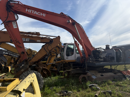 Excavatoare - Hitachi Zaxis 250LCN cu motor Isuzu AH-4HK1X - Dezmembrări