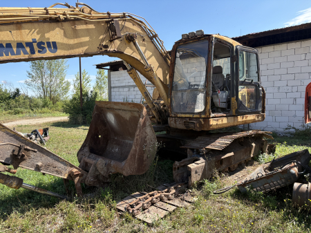 Excavatoare - Komatsu PC 180 LC-7 cu motor Komatsu SAA4D107E-1 - Dezmembrări