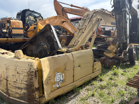 Komatsu PC180 NLC cu motor Komatsu SAA4D107E-1 - Dezmembrări [1]