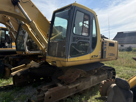 Excavatoare - Komatsu PC200EN cu motor Komatsu SAA6D102E - Dezmembrări