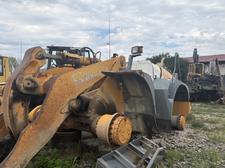 Liebherr 534 cu motor Liebherr D934 A7 - Dezmembrări [1]