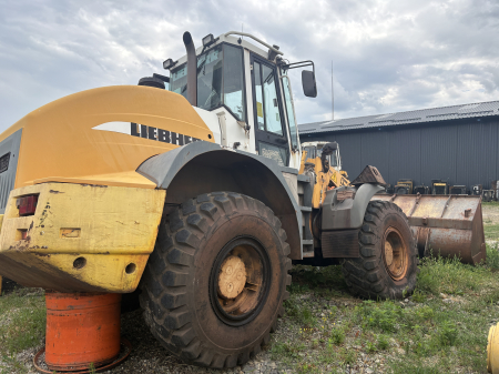 Liebherr 538 cu motor Liebherr L 934 A6 - Dezmembrări [3]