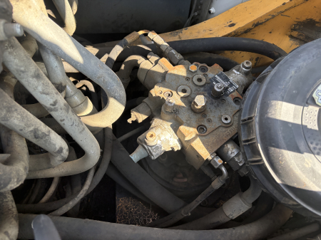 Liebherr 924 cu motor Liebherr D934 - Dezmembrări [3]