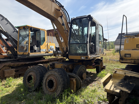 Excavatoare - Liebherr A904 cu motor D924TI-E - Dezmembrări