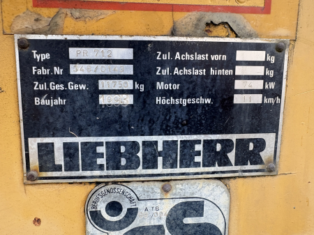 Liebherr PR 712 cu motor Motor Diesel Liebherr - Dezmembrări [2]