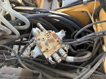 Liebherr R914 cu motor D924TI-E - Dezmembrări [4]
