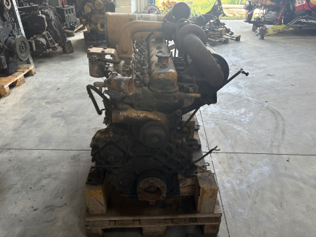 Motor Caterpillar 3065T Complet [3]
