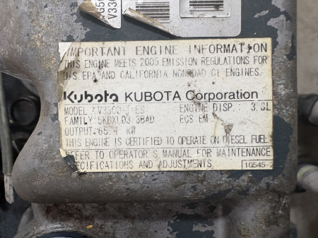 Motor Kubota V3300-T-ES Complet [4]