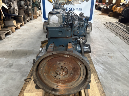 Motor Kubota V3300-T-ES Complet [3]
