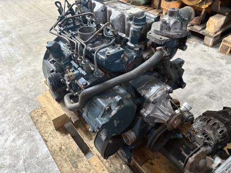 Piese Utilaje - Motor Kubota V3300-T-ES Complet