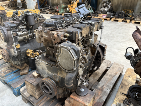 Piese Utilaje - Motor Perkins 1104C-44 Complet